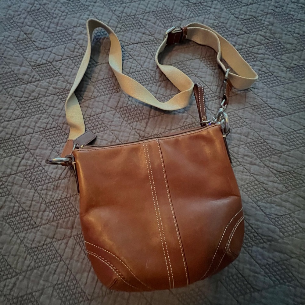 Coach Brown Leather Crossbody Bag with Tan Strap - Picture 3 of 7